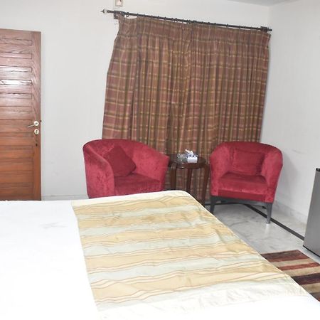 Pyramid International Guest House Islamabad Zewnętrze zdjęcie