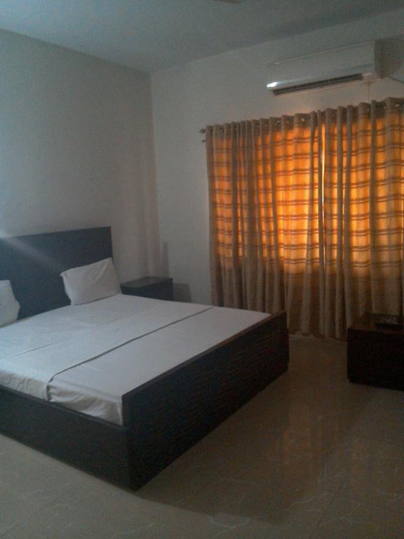 Pyramid International Guest House Islamabad Zewnętrze zdjęcie